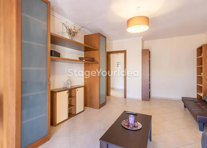 Lux Apartment - One Bedroom , Living Room , Kitchen , Bathroom - For 1 To 7 People, Also For Parties & Gatherings Up To 25 People, Only 15 Minutes From Thessaloniki City Center And 8\' Minutes From Thessaloniki Airport