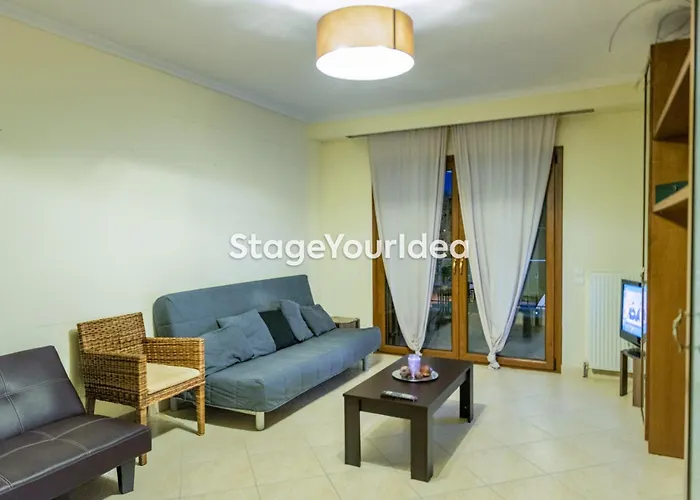 Lux Apartment - One Bedroom , Living Room , Kitchen , Bathroom - For 1 To 7 People, Also For Parties & Gatherings Up To 25 People, Only 15 Minutes From Thessaloniki City Center And 8\' Minutes From Thessaloniki Airport