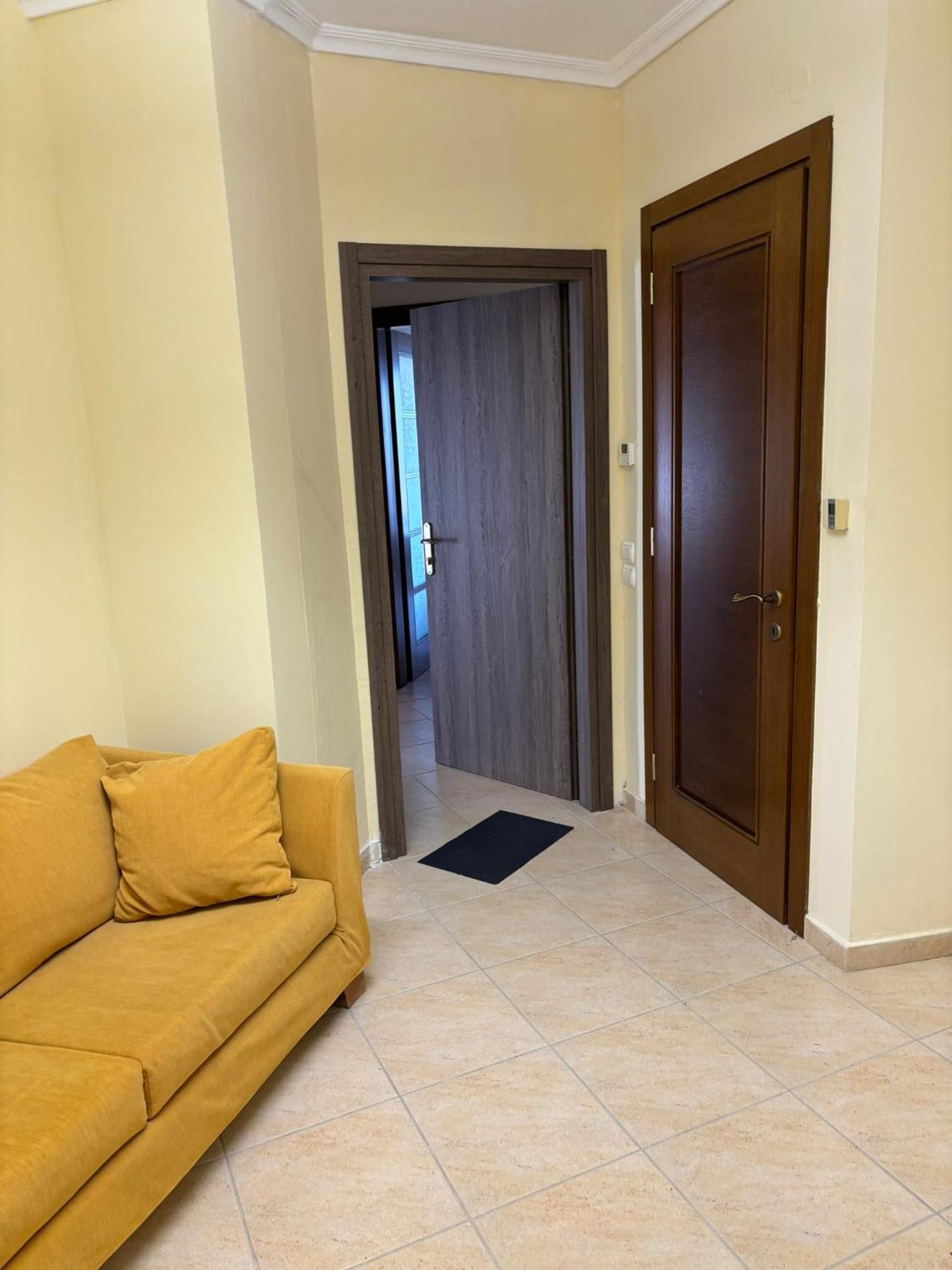 Lux - One Bedroom , Living , Kitchen , Bathroom - For 1 To 7 People, Also For Parties & Gatherings Up To 25 People, Only 15 Minutes From Thessaloniki Center And 8' Minutes From Thessaloniki Airport Apartment Neon Rysion