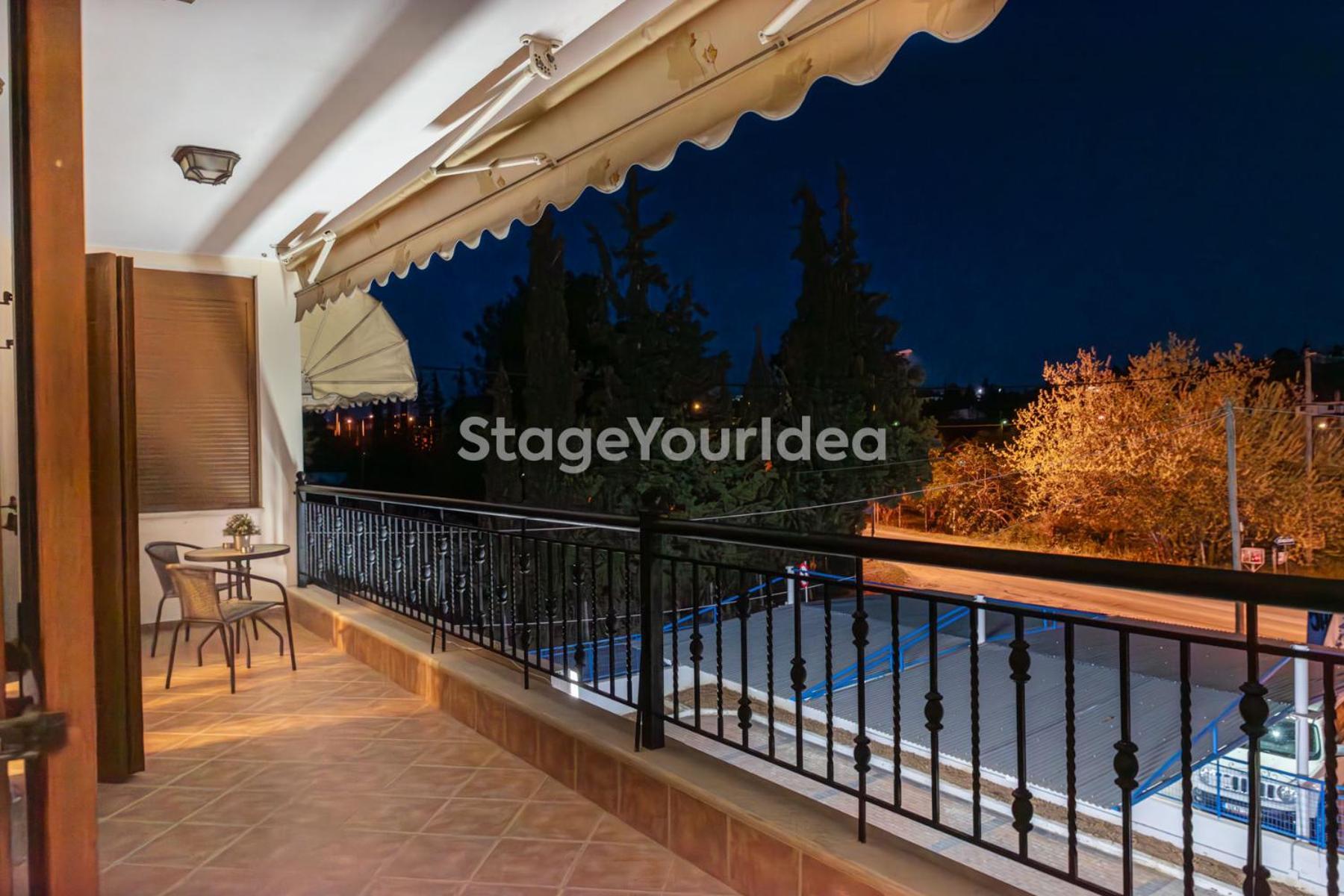 Apartment Lux - One Bedroom , Living , Kitchen , Bathroom - For 1 To 7 People, Also For Parties & Gatherings Up To 25 People, Only 15 Minutes From Thessaloniki Center And 8' Minutes From Thessaloniki Airport Neon Rysion